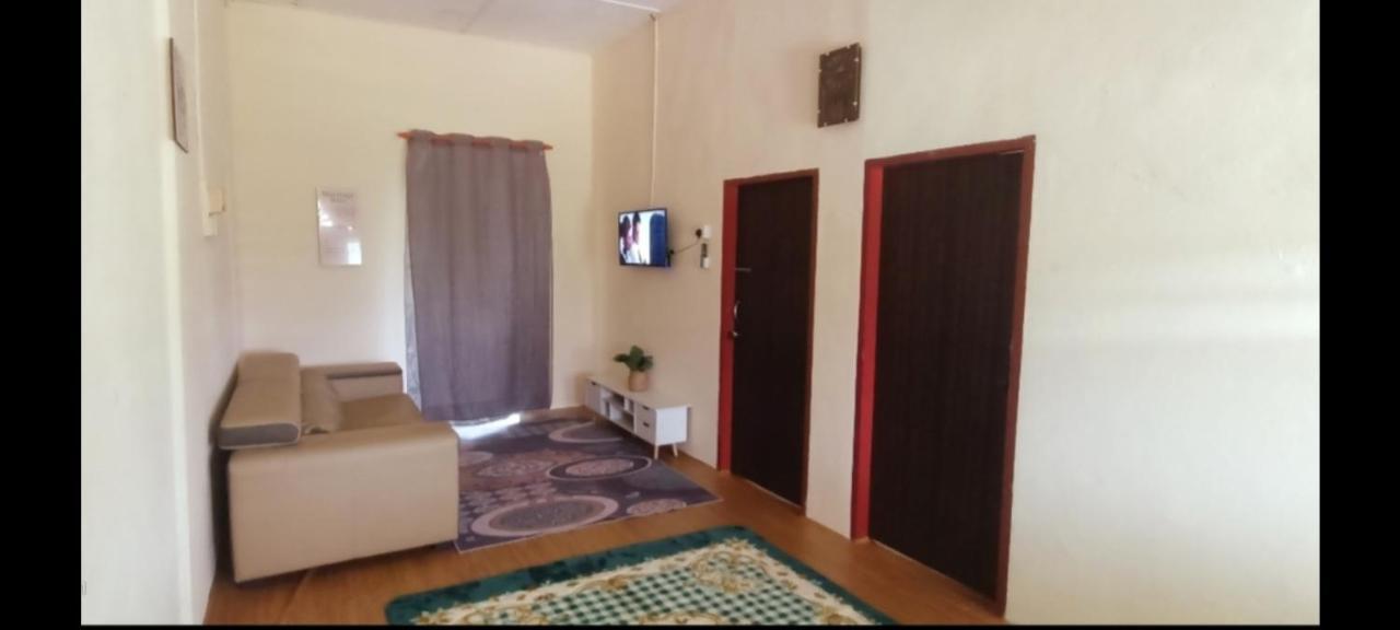 Rayyan Homestay Cherang Ruku Zewnętrze zdjęcie